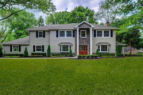 Stefania Fernandes Broker Realtor Associate Stefania Fernandes Broker Realtor Associate